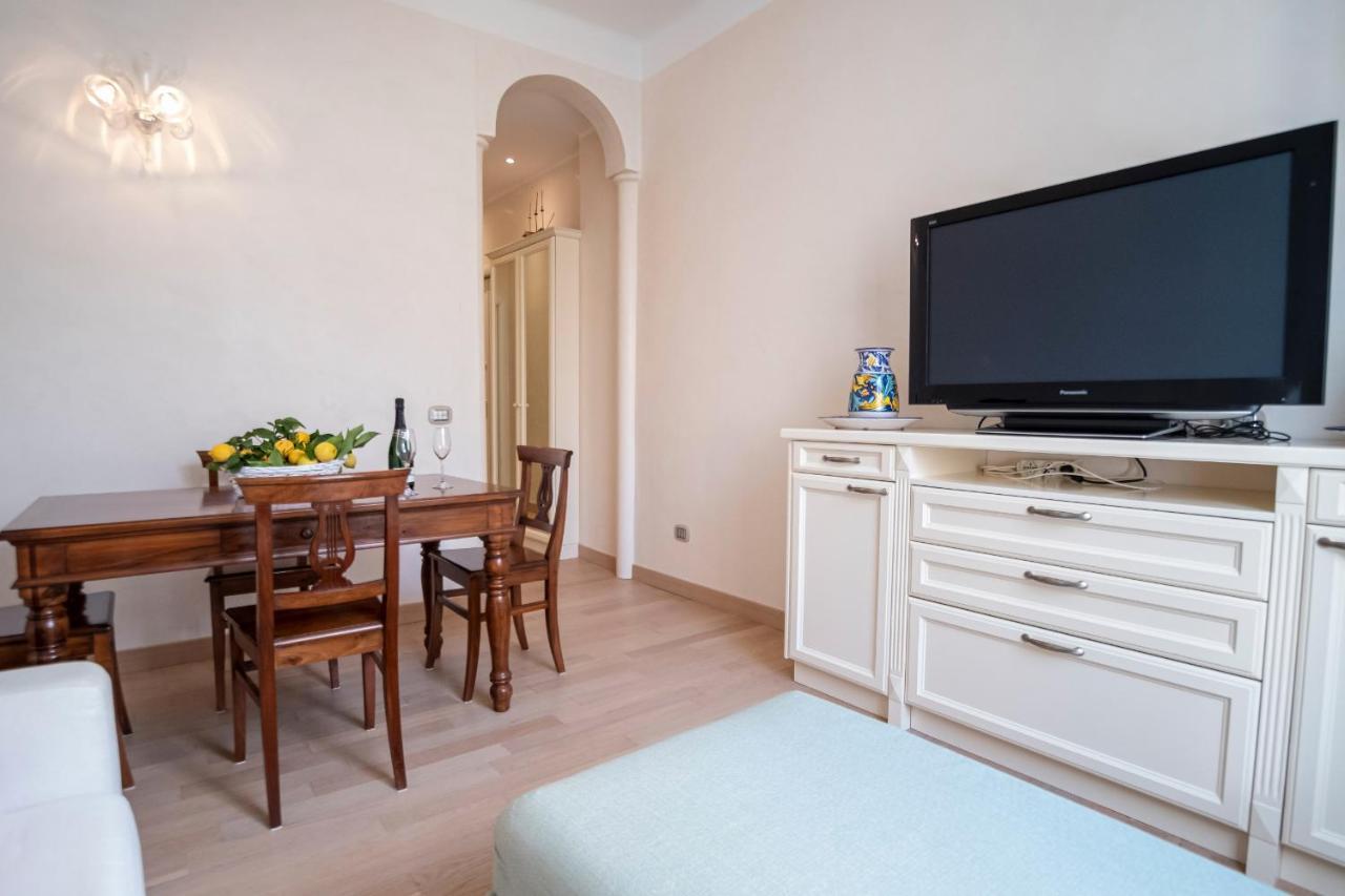 Noliday Suite Riviera Luxury Sea Flat Exteriér fotografie